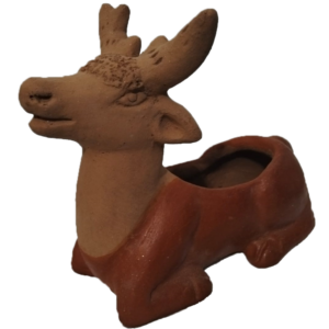 Maceta de barro con forma de venado